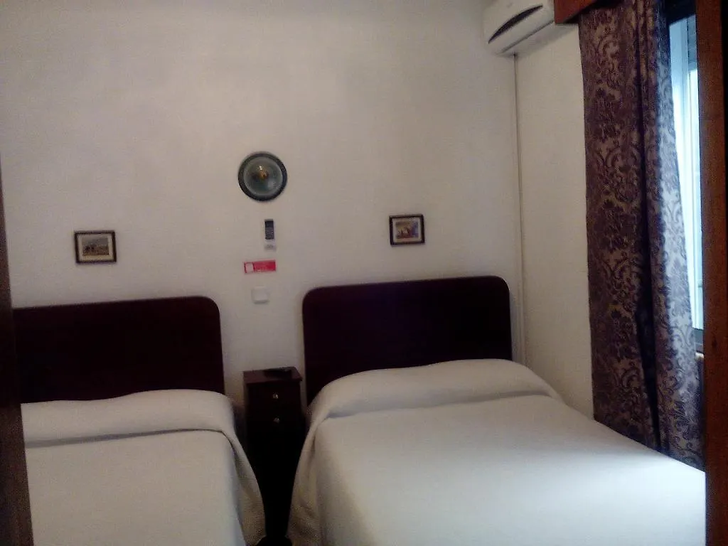 Guest house Residencia Matos Pereira Hotel Vila Real de Santo Antonio